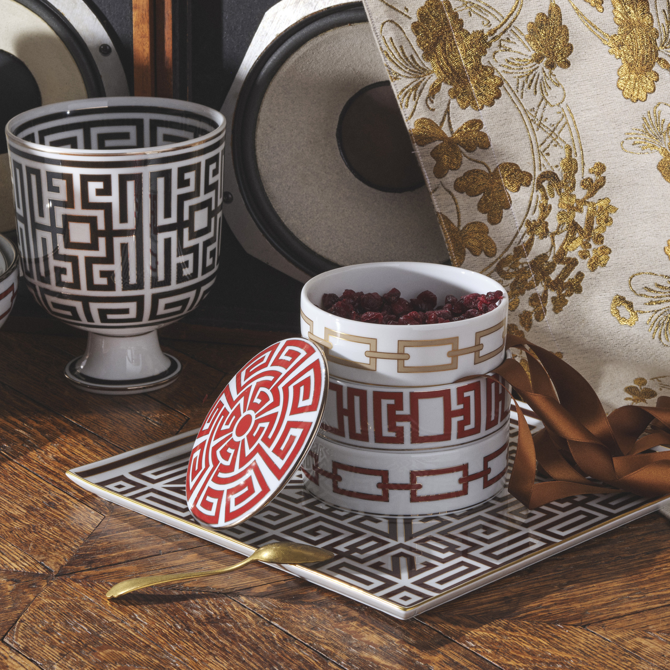 Ginori 1735 | Porcelain Tableware and Design Home Décor Complements